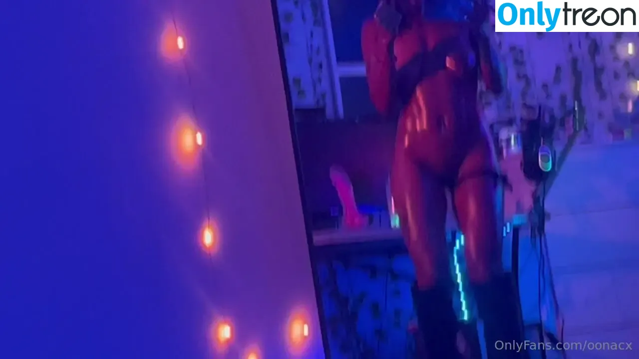 oonacx nude photo #0017 (oonacx)