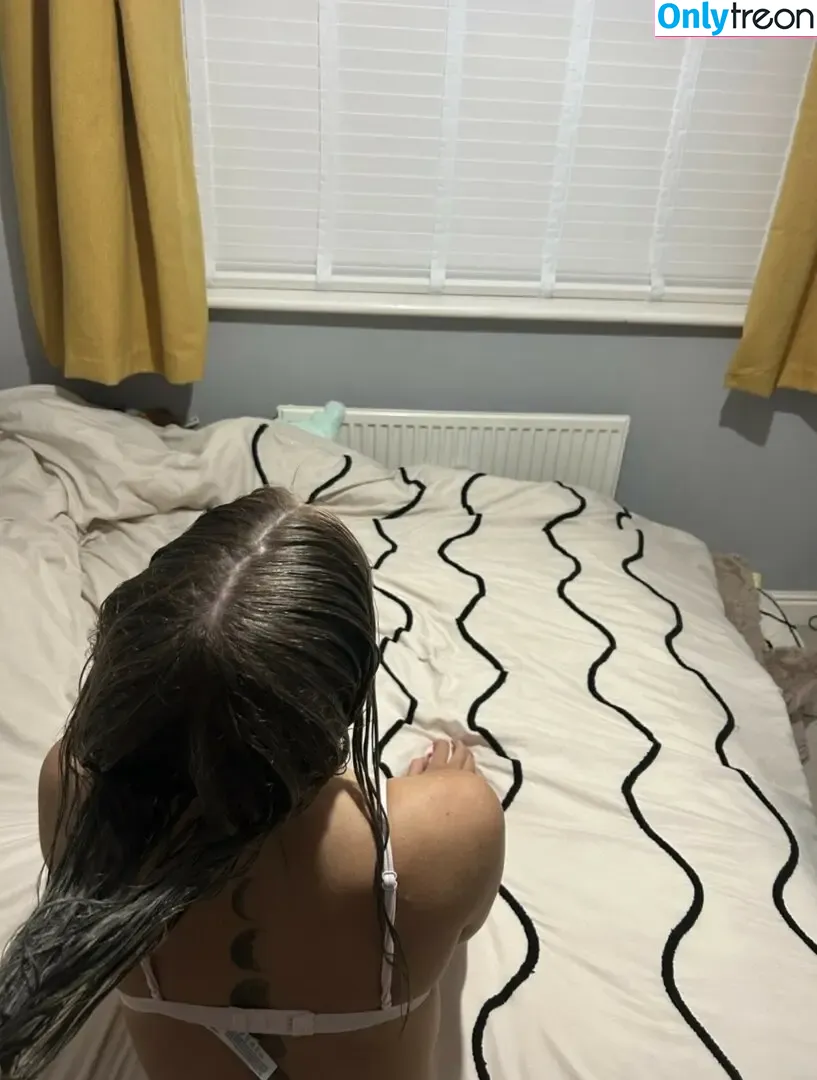 oonagh.kittie nude photo #0309 (oonagh.kittie)