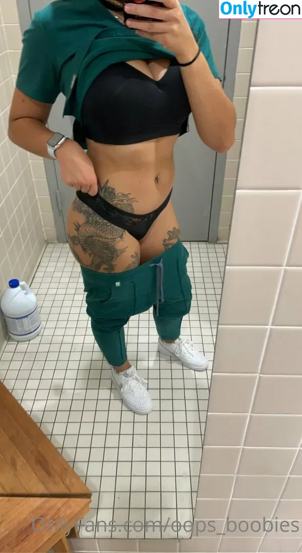 oops_boobies nude photo #0004 (oops_boobies)
