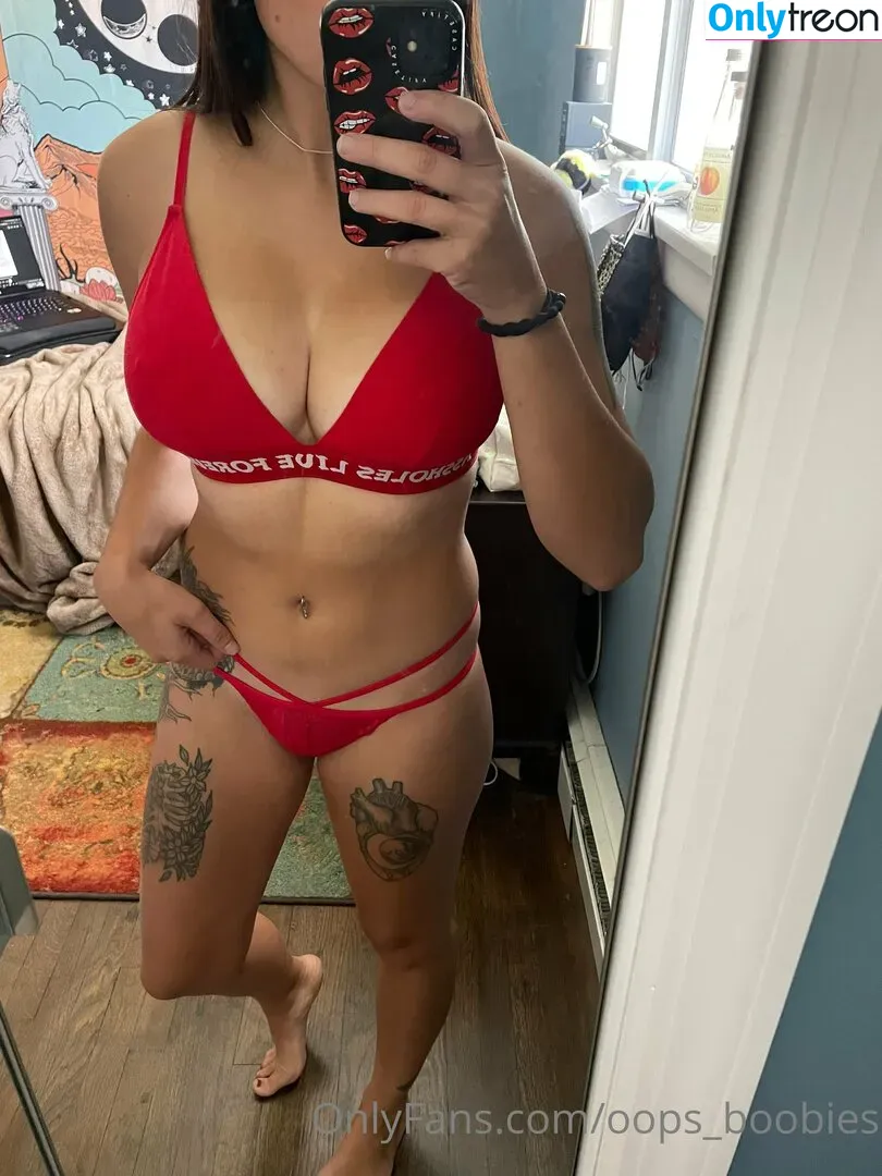 oops_boobies nude photo #0016 (oops_boobies)