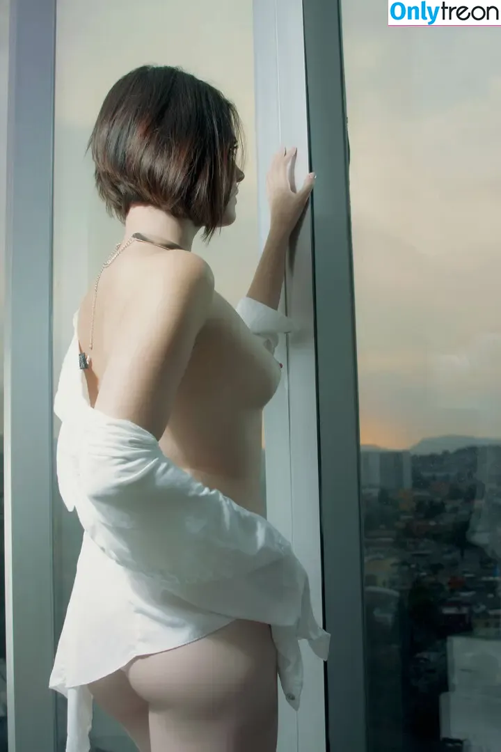 Ophelie Rullier nude photo #0754 (ophelier / ophelierullier)