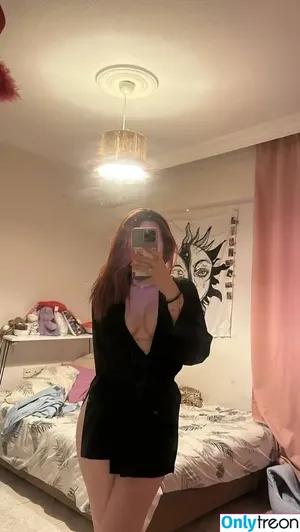 Öz Başak / ozbassak nude photo #0002