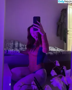 Öz Başak / ozbassak nude photo #0006