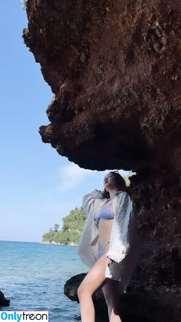 Öz Başak nude photo #0025 (ozbassak)