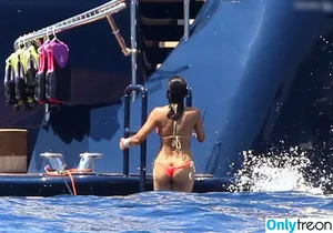 Padma Lakshmi / PadmaLakshmi nude photo #0453