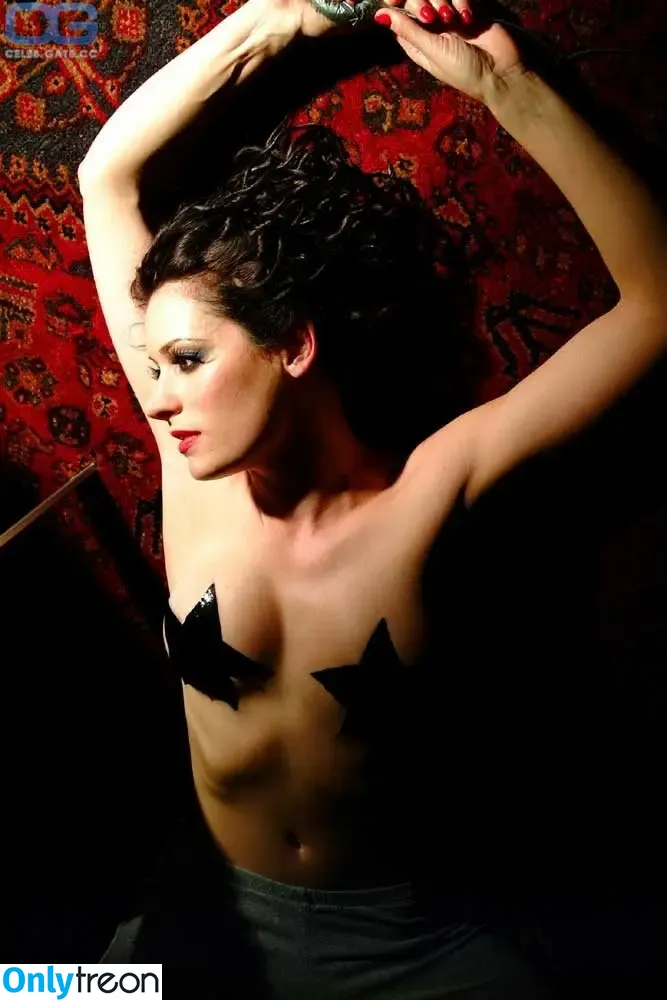 Paget Brewster nude photo #0019 (Paget Brewster)