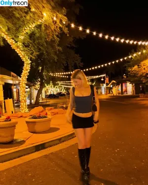 paigemariiah / paigeniemannofficial nude photo #0008