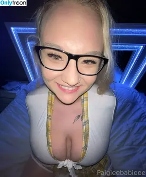 paigieebabieee / Paigieenicolee1 / paigieebabiee nude photo #0360