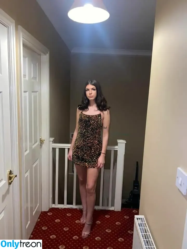Paisley Duggan nude photo #0002 (paisleydugganxx / pocketpaisley)