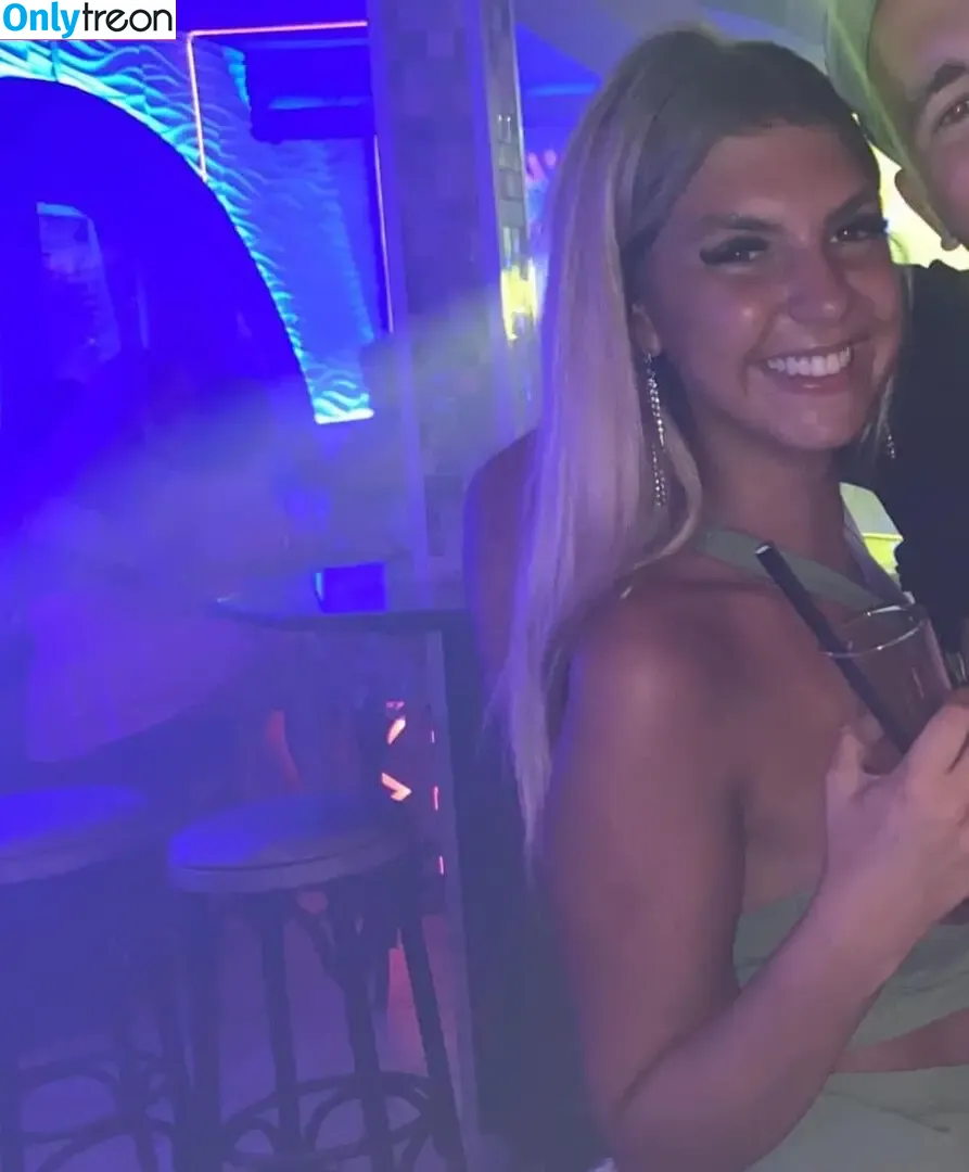 Paisley Duggan nude photo #0104 (paisleydugganxx / pocketpaisley)