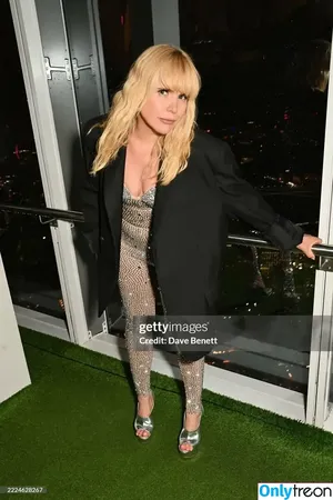 Paloma Faith / palomafaith nude photo #0072