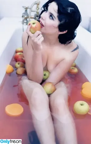 Paloma Faith / palomafaith nude photo #0083