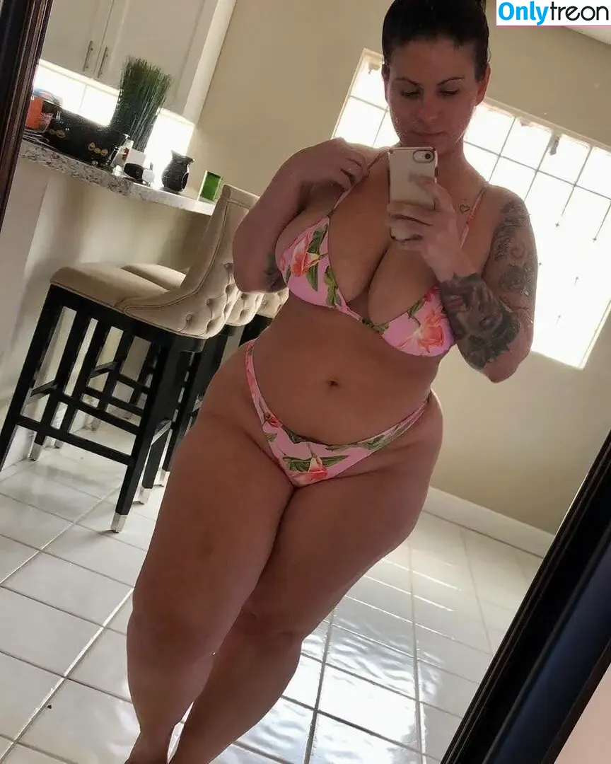 Pamela Medina nude photo #0003 (Pam Medina / Pam_duhhh)