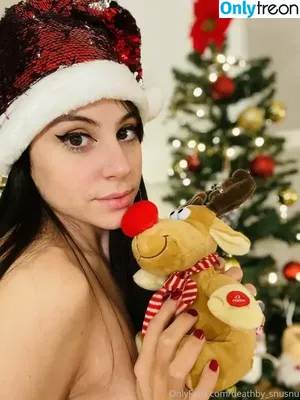 Pamsnusnu / deathby_snusnu nude photo #0016