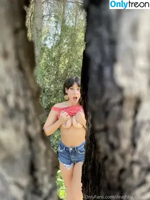 Pamsnusnu / deathby_snusnu nude photo #0019