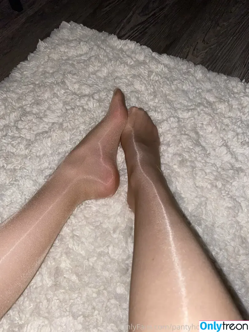 pantyhose_princess99 nude photo #0110 (pantyhose_princess99)