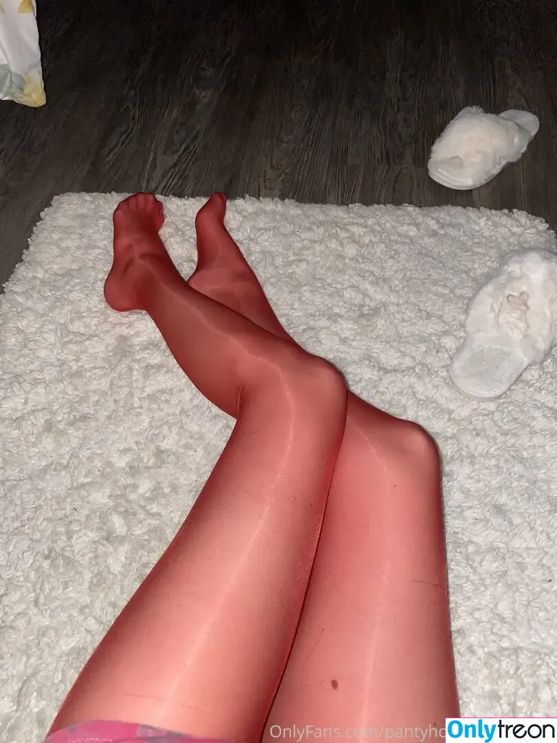 pantyhose_princess99 nude photo #0298 (pantyhose_princess99)