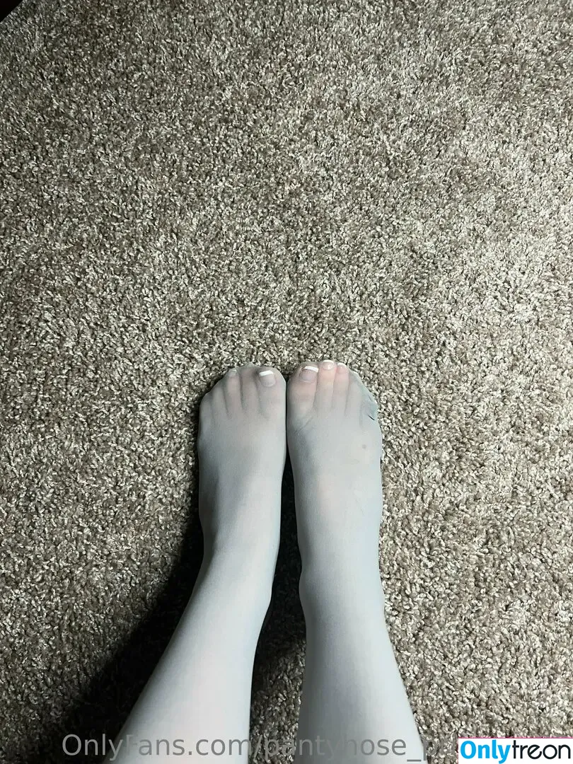 pantyhose_princess99 nude photo #0668 (pantyhose_princess99)