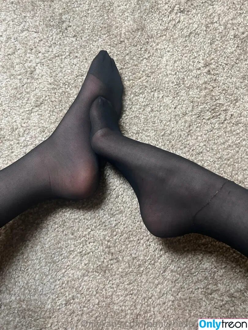 pantyhose_princess99 nude photo #1106 (pantyhose_princess99)