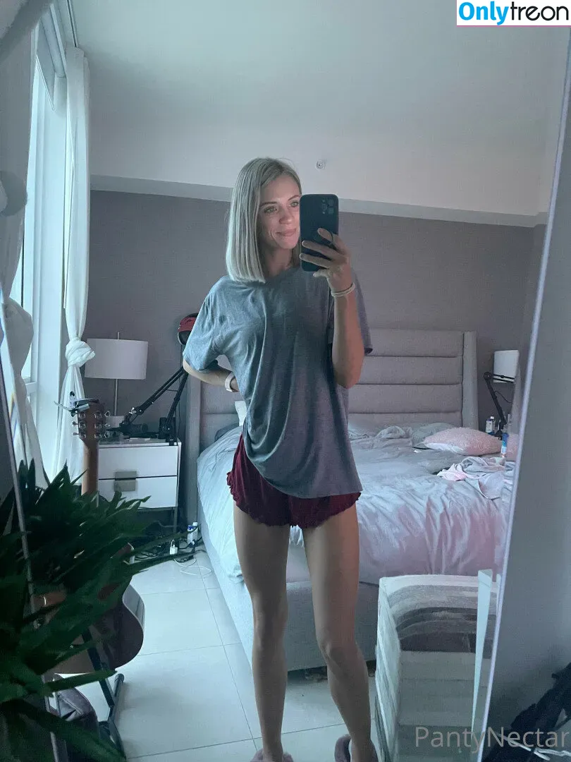 PantyNectar nude photo #0076 (pantynectardrawer)