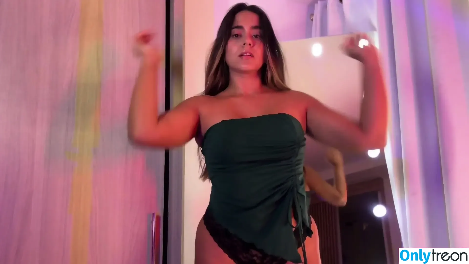 PaoArias nude photo #0075 (pao_arias)