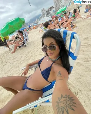 Paola Alexandre / diablomanx / paola_alexandre / paolinda nude photo #0001