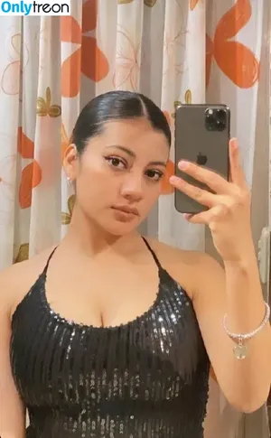Paola Bustamante / bebaguzman06 / paobg01 nude photo #0070