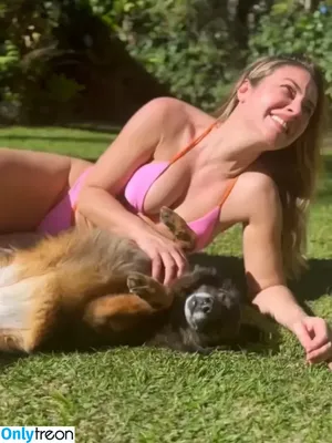 Paolla Oliveira / paollaoliveirareal / paulinhamissbumbum nude photo #1277