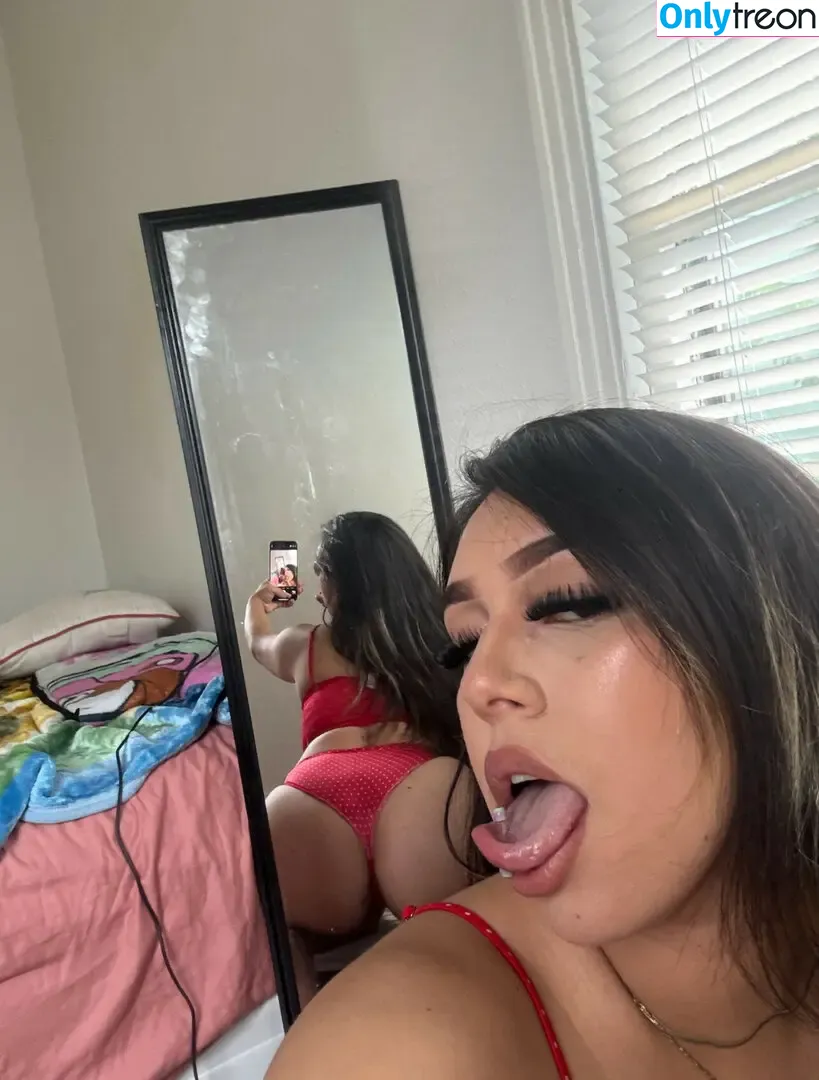 paperchaserrose nude photo #0012 (lovelyrose / roseislovely)
