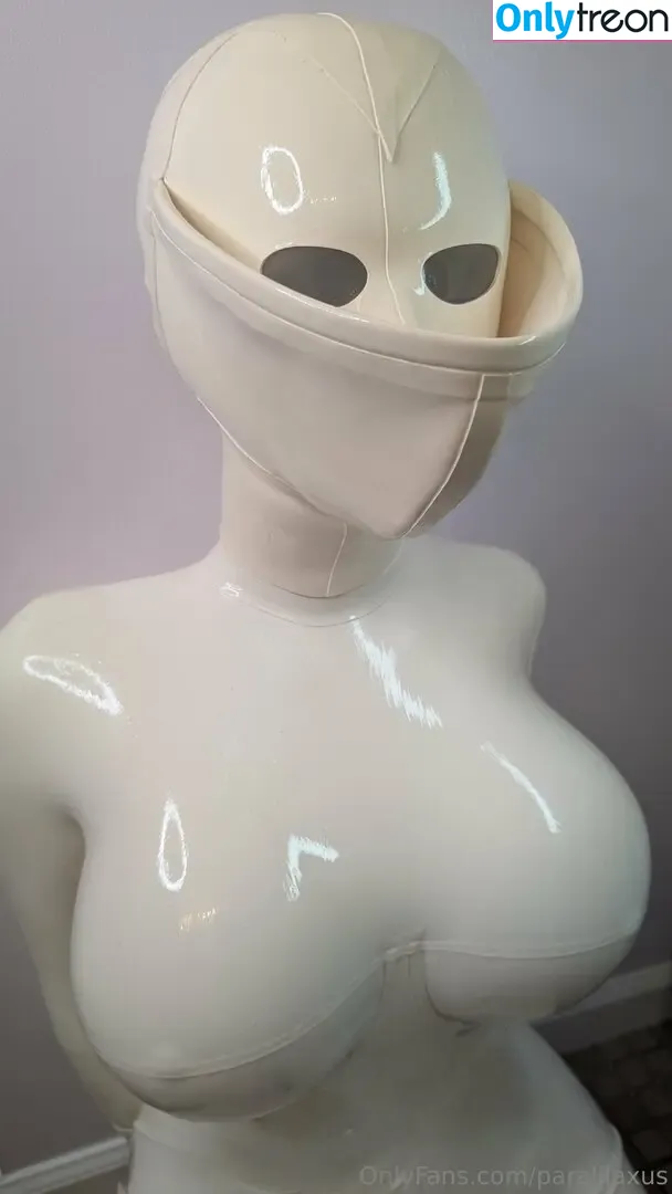 Paralllaxus nude photo #0258 (Rubber Doll)