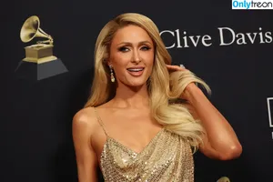Paris Hilton / parishilton nude photo #0946