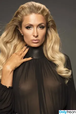 Paris Hilton / parishilton nude photo #1183