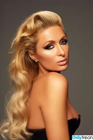 Paris Hilton / parishilton nude photo #1187