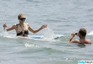 Paris Hilton / parishilton nude photo #1218