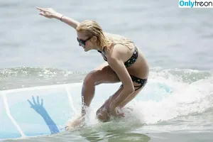Paris Hilton / parishilton nude photo #1221