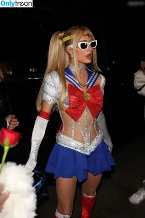Paris Hilton / parishilton nude photo #1280