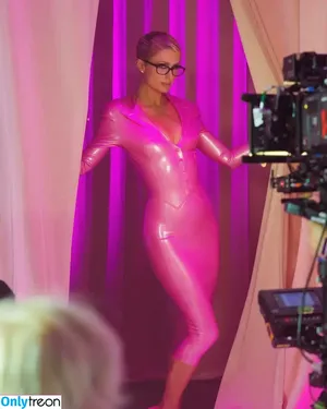 Paris Hilton / parishilton nude photo #1426
