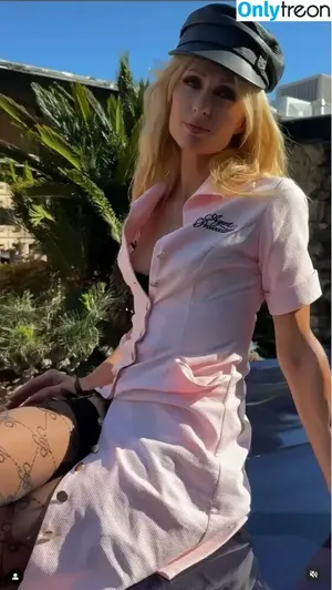 Paris Hilton / parishilton nude photo #1477