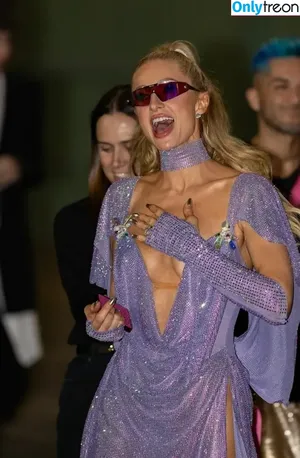 Paris Hilton / parishilton nude photo #1547