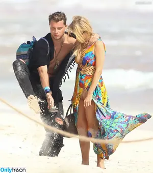 Paris Hilton / parishilton nude photo #1856
