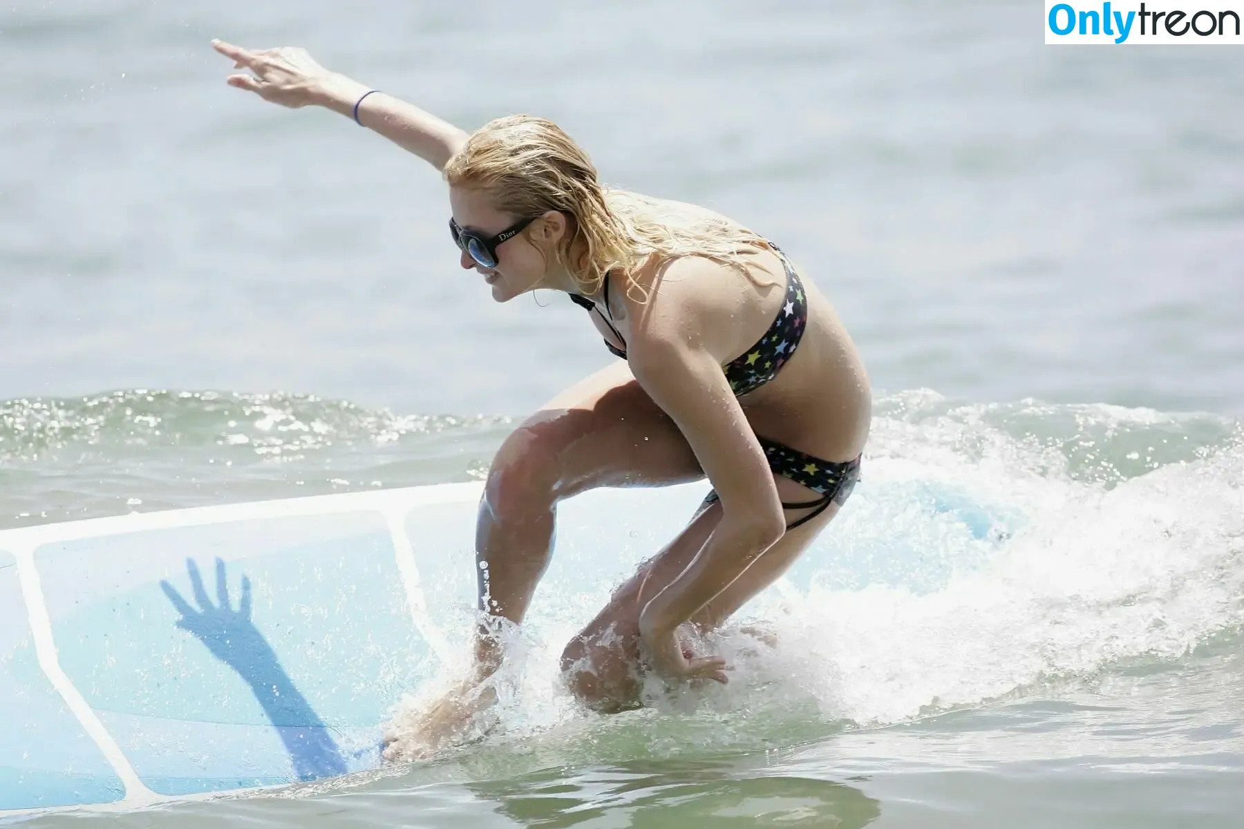 Paris Hilton nude photo #1221 (parishilton)