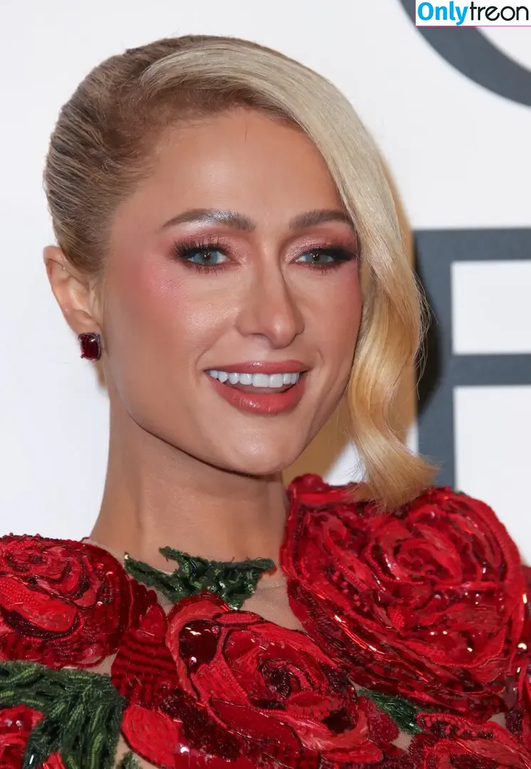 Paris Hilton nude photo #1578 (parishilton)