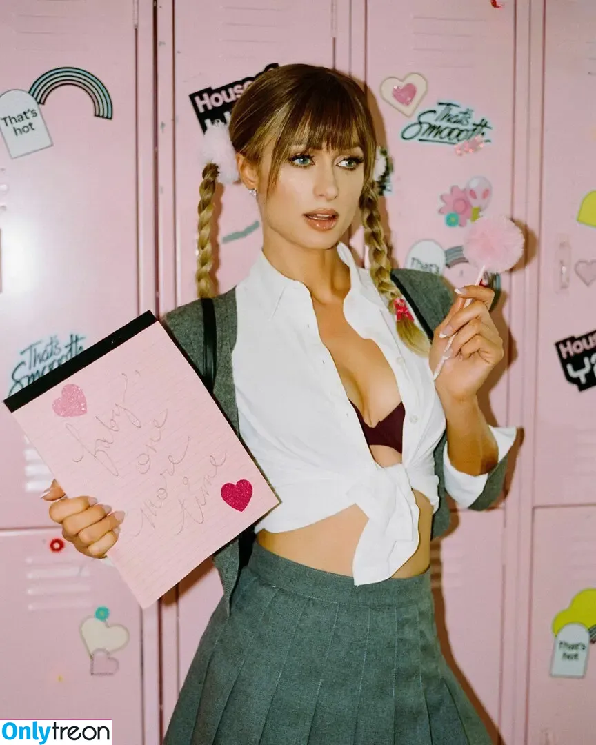 Paris Hilton nude photo #1664 (parishilton)