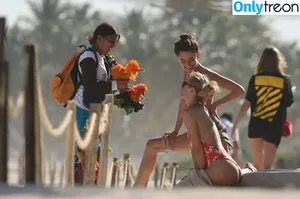 Paris Hilton / parishilton nude photo #2360