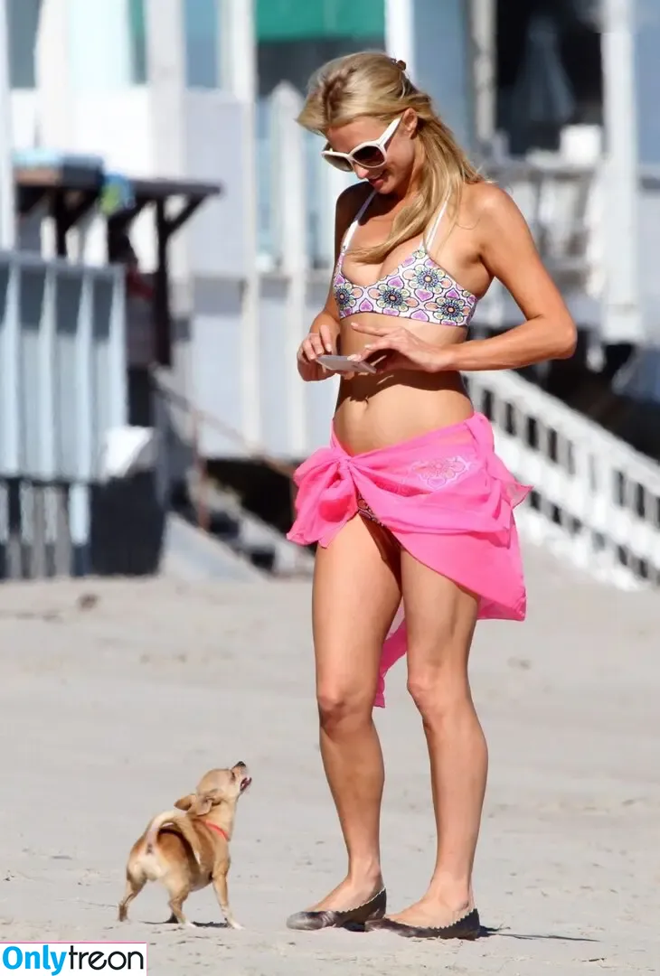 Paris Hilton nude photo #2261 (parishilton)