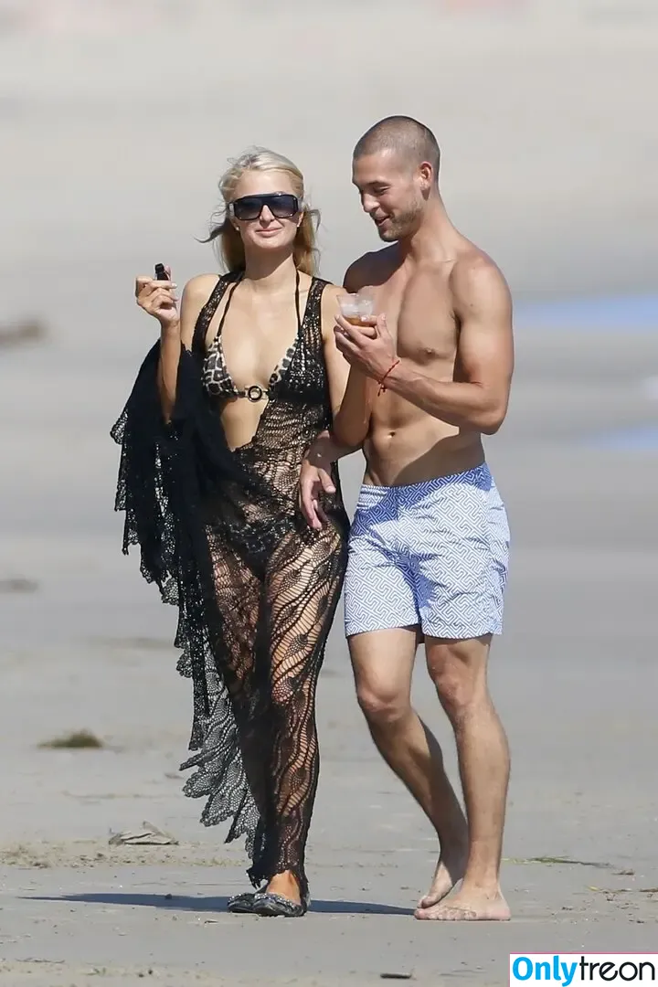 Paris Hilton nude photo #2306 (parishilton)