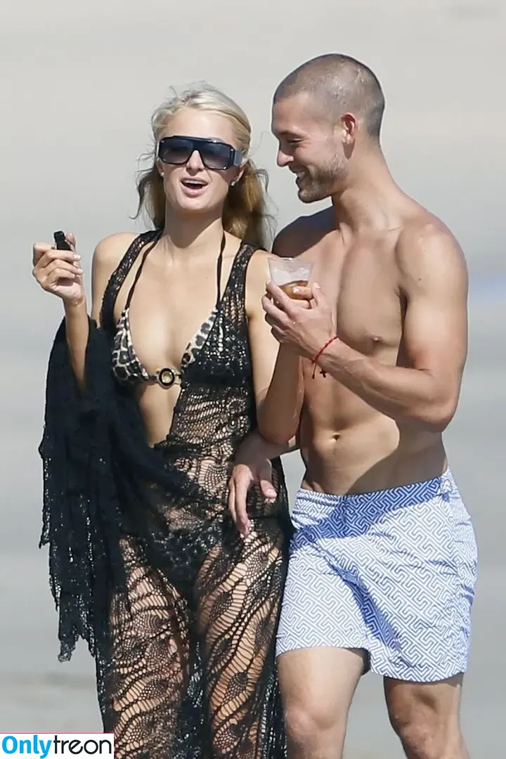 Paris Hilton nude photo #2314 (parishilton)