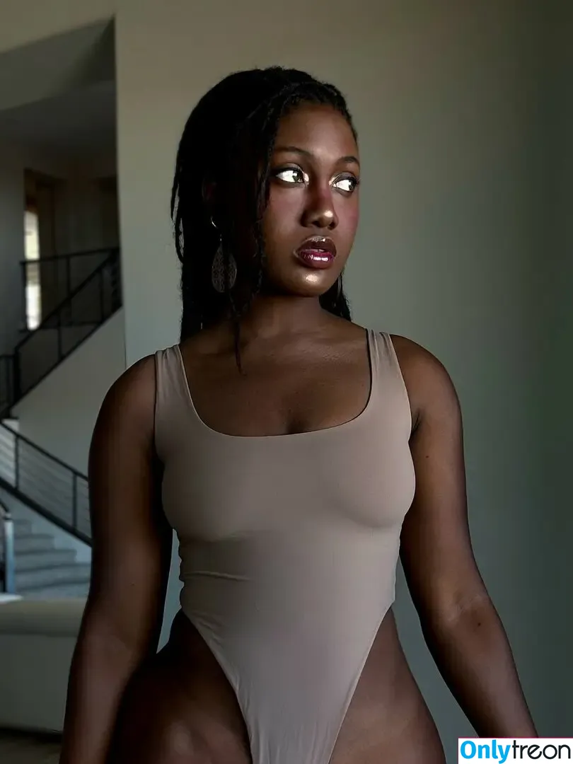 Paris.Senpai nude photo #0143 (paristhesenpai)