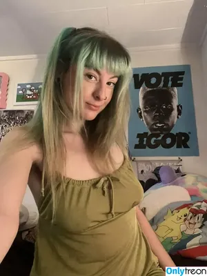 pastaroniiii / totallyroni nude photo #0002