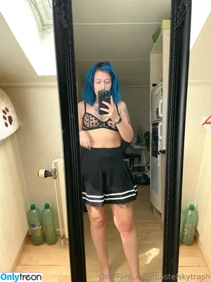 pastelskytrash / pastelsky4u nude photo #0080